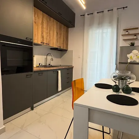 公寓 Anastasias House *